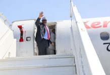 Guddoomiyaha Golaha Shacabka iyo wafdi uu hoggaaminayo oo u ambabaxay Imaaraadka Carabta