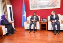 Wasiirka Arrimaha Gudaha oo kulan la qaatay Safiirka dowladda Shiinaha u fadhiya Soomaaliya