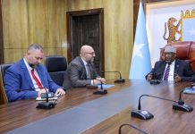 Guddoomiyaha golaha shacabka oo xafiiskiisa ku qaabbilay wakiilka UNOPS ee Soomaaliya