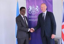 Wasiirka Amniga XFS oo kulan la yeeshay Danjiraha Dowladda Ingiriiska u fadhiya Soomaaliya