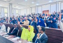 Baarlamaanka oo ansixiyay Hindisaha Xeerka Dhismaha Guddiga Madaxabannaan ee Doorashooyinka