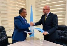 Wasaaradda hawlaha guud iyo UNOPS oo kala saxiixday heshiiska horumarinta biyo-mareenada Baydhabo