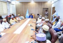 Wasiirka Arrimaha Guddaha XFS oo kulan la qaatay odayaasha dhaqanka ee saxeexayaashii 135-ka