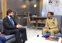 Taliyaha Ciidanka Booliiska oo la kulmay Safiirka Dawladda Turkiga u fadhiya Soomaaliya