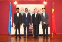 Guddiga Arimaha Dibadda Baarlamaanka Soomaaliya oo kulan muhiim ah la qaatay safiirka Shiinaha ee Soomaaliya