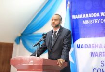 Wasiirka Gaashaandhigga “Guulaha laga gaaray dagaalka Khawaarijta warbaahintu waxa ay ka qaadatay door muhiim ah”