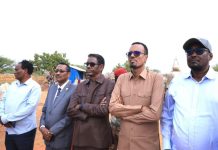 Wasiirka Amniga XFS iyo mas’uuliyiin kale oo kormeerey dugsiga tababarka Ciidamada ee degmada Garbahaarey