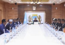 Ra’iisul Wasaare Xamsa oo la kulmay Guddiga Madaxa Bannaan ee Doorashooyinka iyo Soohdimaha.