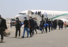 DF oo dalka dib ugu soo celisay dhallinyaro laga soo badbaadiyey xabsiyo muddo dheer ay ku jireen