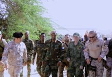 Taliyaha Ciidanka Dhulka XDS oo kulan mira dhal ah la qaatay Wafdi ka socday Midowga Yurub