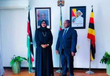 Danjire Fardowsa oo la kulantay Safiirka Kenya ee Uganda