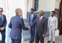 Duqa Muqdisho oo xafiiskiisa ku qaabilay Danjiraha Dawladda Talyaaniga ee Soomaaliya