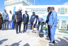 Madaxweynaha Galmudug oo Dhagax Dhigay Dhismaha Cusub ee Wasaaradda Arrimaha Gudaha