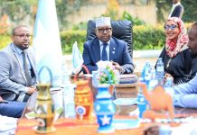 Wasiir Axmed Macallin Fiqi oo la kulmay qaar ka mid ah ganacsatada Soomaaliyeed ee Uganda