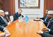 Wasiirka Arrimaha Dibadda Soomaaliya oo la kulmay dhiggiisa dalka Aljeeriya