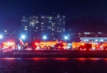 Laba diyaaradood oo ku dhacay duleedka Washington