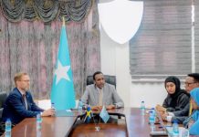 Agaasimaha hay’adda socdaalka oo kulan la qaatay Safiirka dowladda Sweden ee Soomaaliya