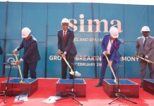 Ra’iisul wasaare Xamsa Cabdi Barre oo dhaggax dhigay mashruuc Ganacsi oo casri ah