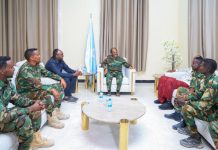 Madaxweyne Xasan Sheekh oo degmada Cadale ka wada dardargelinta dagaalka ka dhanka ah Khawaarijta