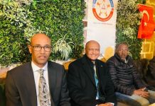 Afur wadareed ay soo qaban qaabiyeen Safaaradda Soomaaliya ee dalka Turkiga Iyo Ardayda Soomaaliyeed ee halkaas wax ka barta oo lagu qabtay Ankara