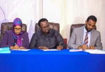 Ra’iisul Wasaare Ku-xigeenka XFS oo xilka u kala wareejiyay Wasiirkii hore Wasaaradda Gaadiidka iyo Wasiirka cusub