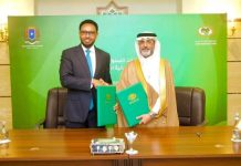 Wasiirka maaliyadda Soomaaliya heshiis deyn cafin ah la saxiixday sanduuqa lacagta Carabta