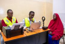 Dagmooyinka Xamar wayne, Shibbis iyo Boondheere waxaa maalintii 2-aad ka socda diiwaan-galinta Codbixiyaasha.