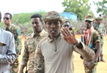 Taliyaha Ciidanka Xoogga oo kulan la qaatay qaar ka mid ah ciidanka difaaca deegaanada shabeellaha dhexe