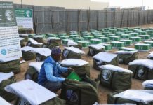 Qoysas danyar ah oo ku nool degmada Dayniile oo la gaarsiiyay deeq gargaar ah