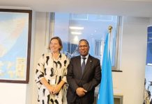 Wasiirka howlaha guud oo kulan la yeeshay madaxa bangiga adduunka ee Soomaaliya