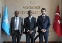 Wasiirka Kalluumeysiga XFS oo shir heer sare ah kula qaatay Muqdisho Safiirka Turkiye ee Soomaaliya