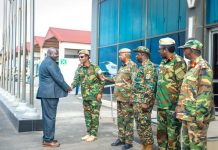 Taliyaha Ciidanka Dhulka Xoogga Dalka Soomaaliyeed oo Muqdisho ku soo dhoweeyay taliye ku-xigeenka Ciidanka Xoogga Dalka Uganda