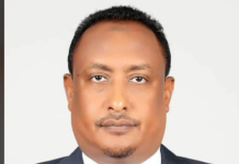 Waa kuma guddoomiye Muungaab?