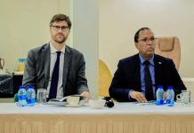 Wasiirka Howlaha Guud XFS oo maanta kulan muhiim ah la yeeshay Safiirka cusub ee Ingiriiska