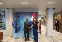 Wasiirka hawlaha guud oo la kulmay wasiir ku xigeenka arrimaha dibadda ee Netherlands