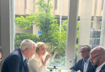 Guddoomiyaha hay’adda SoDMA oo Geneva kula kulmay madaxda hay’ado caalami ah