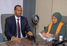 Xarun laga qaato kaarka codbixiyaha ee doorashada oo Dekadda Muqdisho laga hirgaliyey