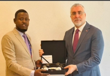 Wasiirka Shaqada XFS oo Geneva kulan kula qaatay dhiggiisa dalka Turkiga