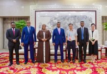 Wasiirka arrimaha dibadda oo gaaray Shiinaha