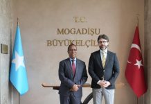 Wasiirka hawlaha guud oo la kulmay danjirayaasha Talyaaniga iyo Turkiga