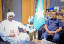 Duqa muqdisho oo la kulmay safiirka Suudaan ee Soomaaliya