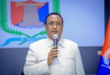 Guddoomiyaha Gobolka Banaadir oo 300 ka tirsan shaqaalaha Dowladda Hoose ee Xamar u wareejiyay Waaxda Nadaafada