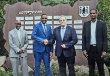 Agaasimaha hay’adda socdaalka oo la kulmay madaxweynaha Booliska federaalka Jarmalka