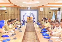 Taliyaha Booliiska oo shirguddoomiyey kulankii hoggaanada Booliiska