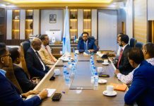 Wasiirka maaliyadda oo kulan la yeeshay madaxda ururka Bangiyada dalka