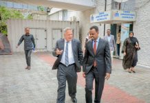 Wasiir Alcadaala oo qaabilay lataliye sare oo ka socda safaaradda Mareykanka