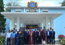 Safiirka JFS ee Shiinaha oo la kulantay howlwadeeno ka tirsan DF