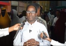 Mas’uuliyiin ka tirsan Gobolka Banaadir oo ka qeybgalay isu soo bax lagu taageerayay doorashada qof iyo codka ah oo lagu qabtay Muqdisho