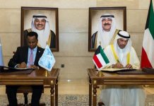 Soomaaliya iyo Kuwait oo kala saxiixday heshiisyo oo kor u qaadaya xiriirka diblomaasiyadeed