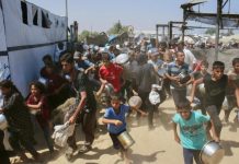 Ergay Mareykan ah oo booqanaya Gaza iyo dad raashin doon ah oo la dilay